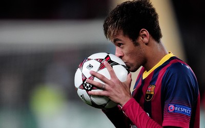 爱游戏体育-万达大都会上座率冠绝西甲